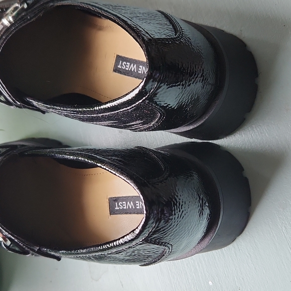 Nine West black loafers - Picture 2 of 6